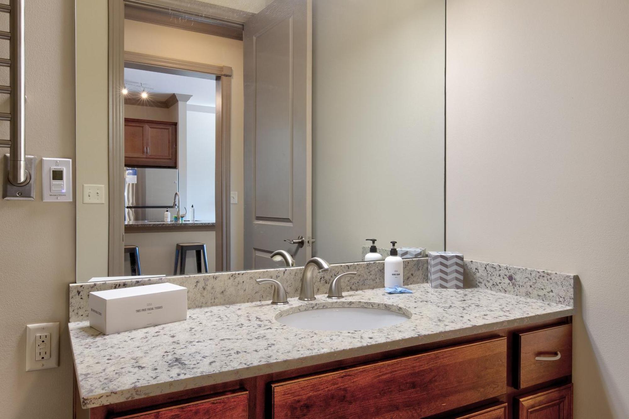 Kasa Central West End St Louis Richmond Heights Экстерьер фото